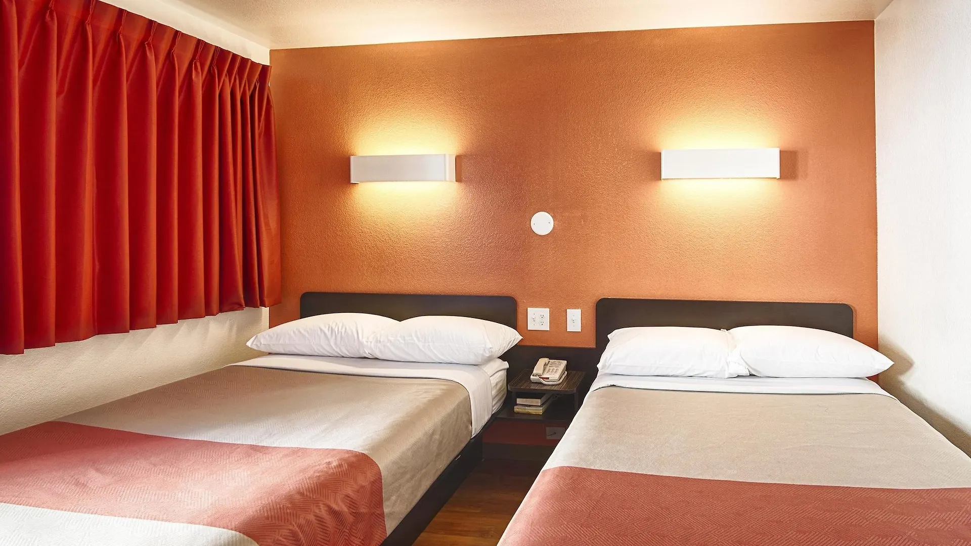Hotel Motel 6-Mammoth Lakes, Ca